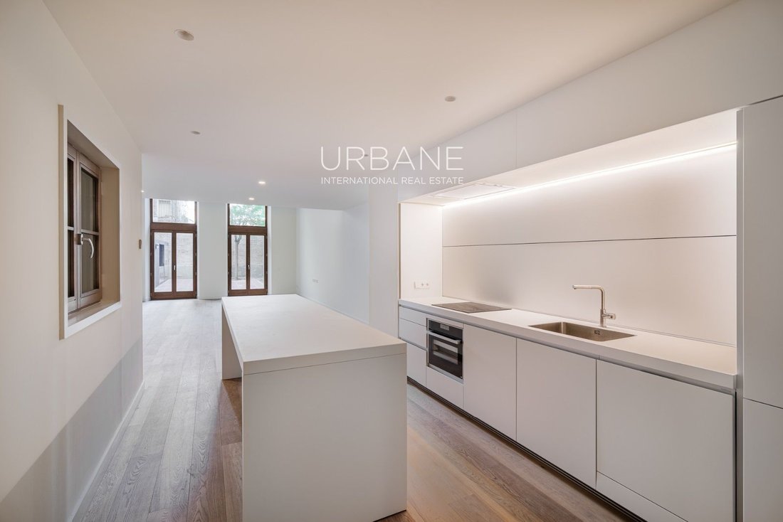 Appartamento a Eixample, Barcellona, Spagna 2 - 12370575