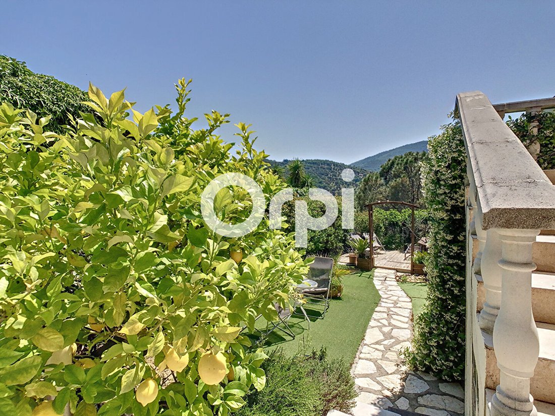 House in Ville-Les Saquedes-Le Bouillonnet, Sainte-Maxime, France 4 - 12877176