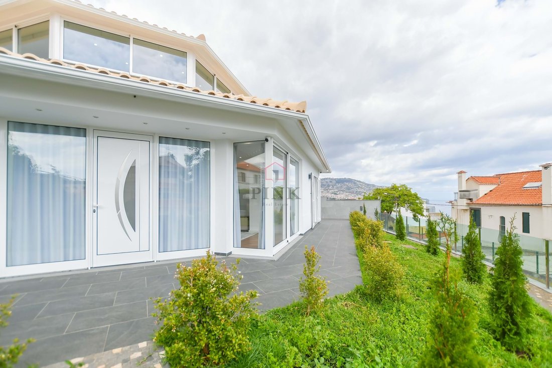 Villa in Sao Pedro, Madeira, Portugal 3 - 12873396