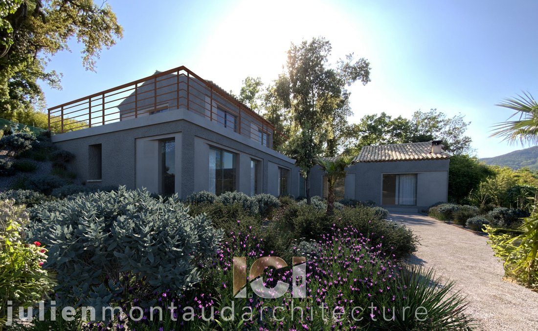 Villa Under In Le Plan De La Tour, Provence Alpes Côte D'azur, France