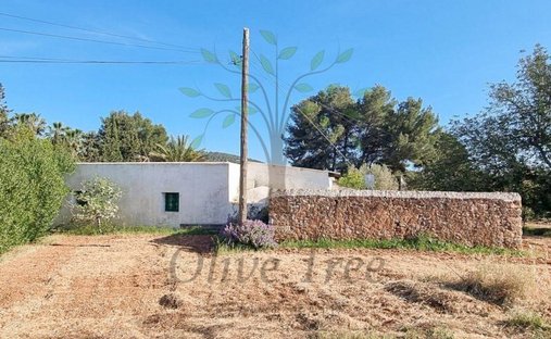 Farm Ranch in Santa Eulalia des Ríu, Balearic Islands, Spain 1