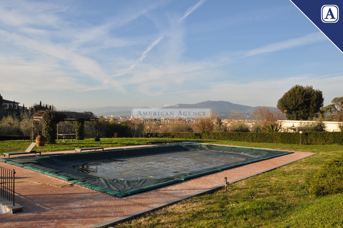 Flat In Charming Villa With Park And Swimming Pool In Florence, Tuscany