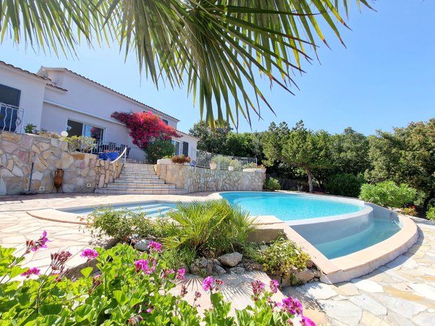 Luxury villas for sale in Sari-Solenzara, Corsica, France | JamesEdition