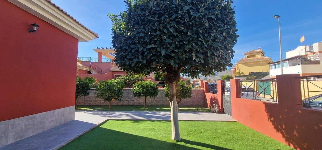 Chalet in Finestrat, Valencian Community, Spain 3 - 12883065