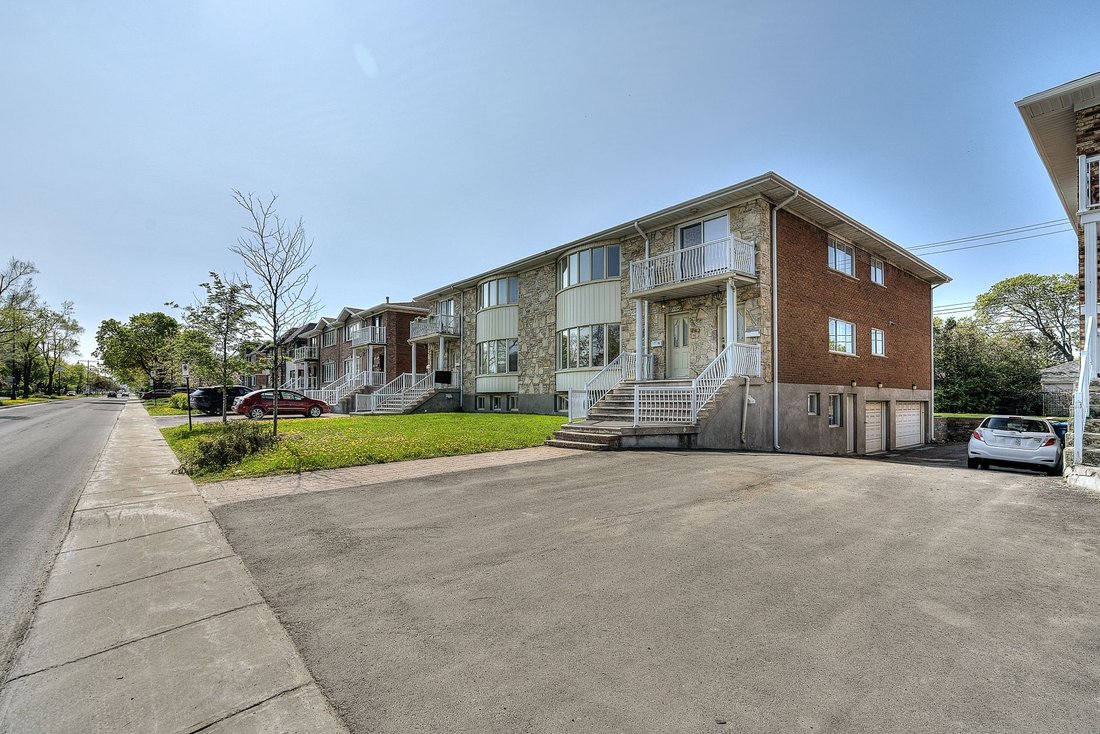 Mont Royal, Qc In Mount Royal, Quebec, Canada For Sale (12881504)