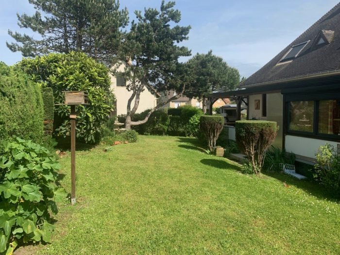 Varaville Traditionnelle In Cabourg, Normandy, France For Sale (12883043)
