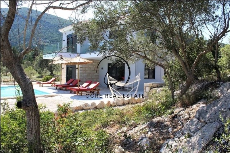 House in Nudriou, Ellomenos, Greece 1 - 12882011