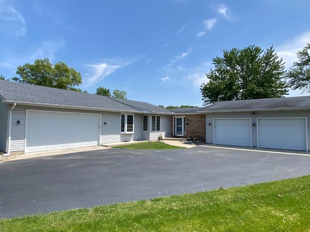 New Homes In Crown Point Indiana Luxury homes for sale in Crown Point, Indiana | JamesEdition