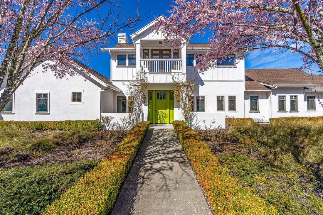 stunning-napa-valley-farmhouse-in-calistoga-california-united-states