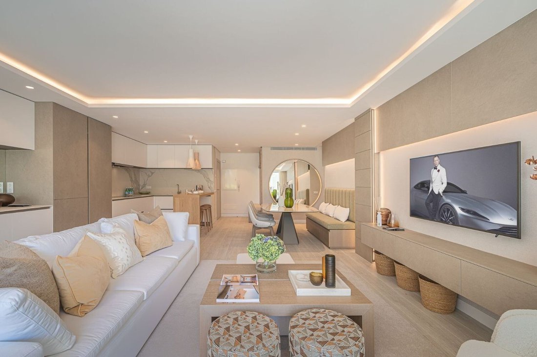 Apartment in Golden Mile, Andalusia, Spain 1 - 12880740