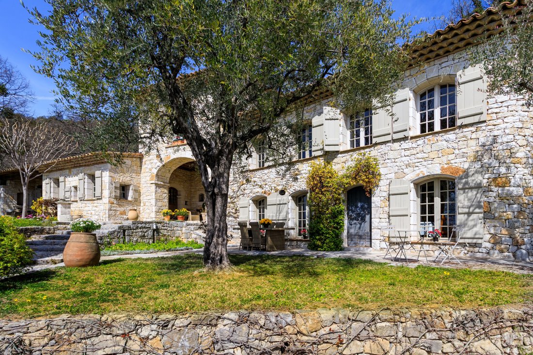 Castle in Valbonne, Provence-Alpes-Côte d'Azur, France 2 - 12883172