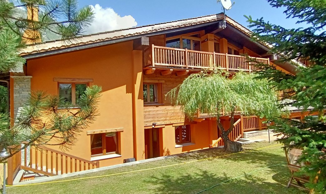 Chalet For Sale Available To Foreigners At La In La Thuile, Aosta, Italy For Sale (12088816)