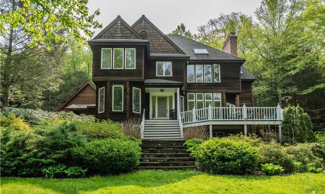404 Colebrook Road, Colebrook, Ct 06021 In Winsted, Connecticut, United