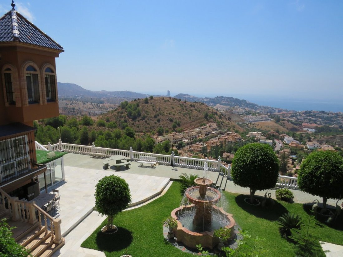 Villa in Centro, Malaga, Spain 3 - 12887160