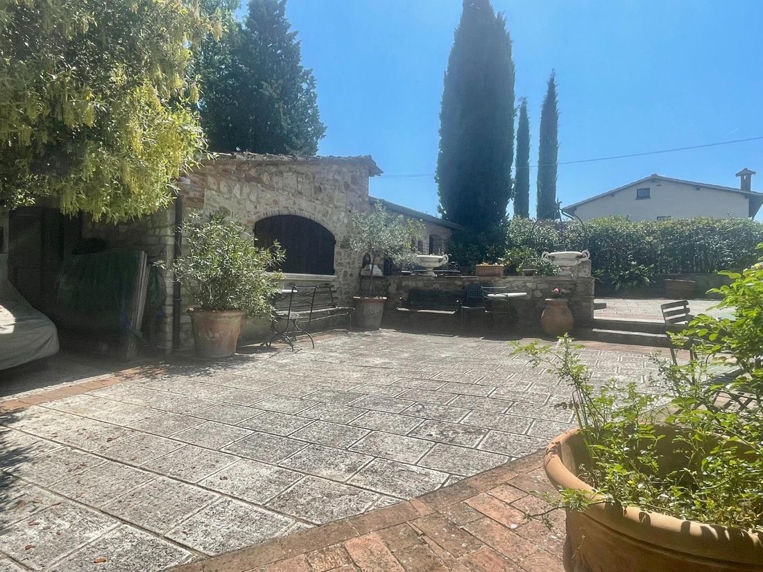 Country House in Asciano, Tuscany, Italy 2 - 12885806