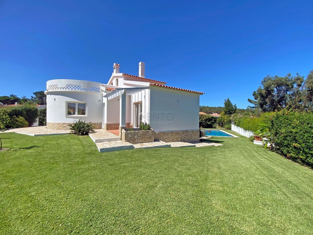 Villa in Vau, Leiria District, Portugal 3 - 12884319