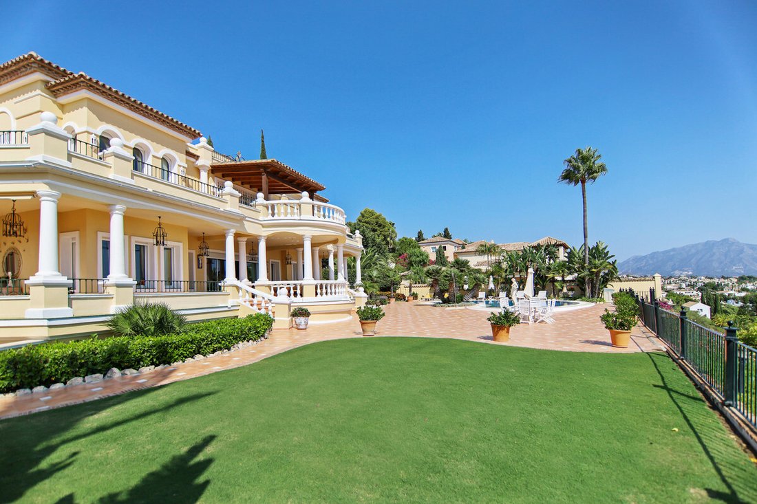 Villa in Benahavis, Andalusia, Spain 5 - 11713411