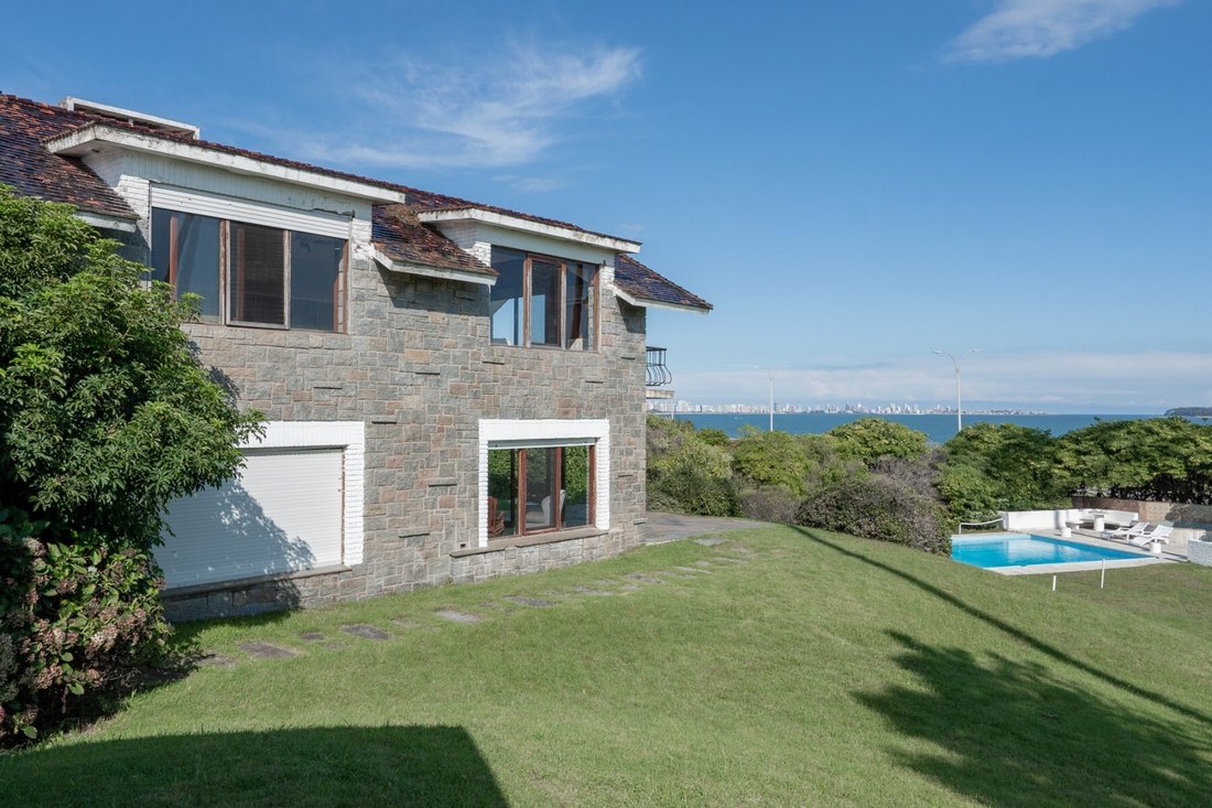 Seaside Residence For Sale In Maldonado, Maldonado Department, Uruguay