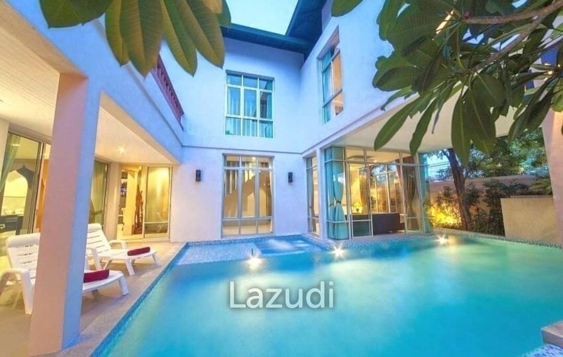 Villa in Na Chom Thian, Chon Buri, Thailand 1 - 12888191
