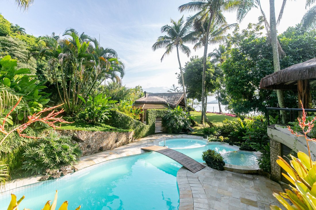 Villa in Mangaratiba, Mangaratiba, Brazil 1 - 12454133
