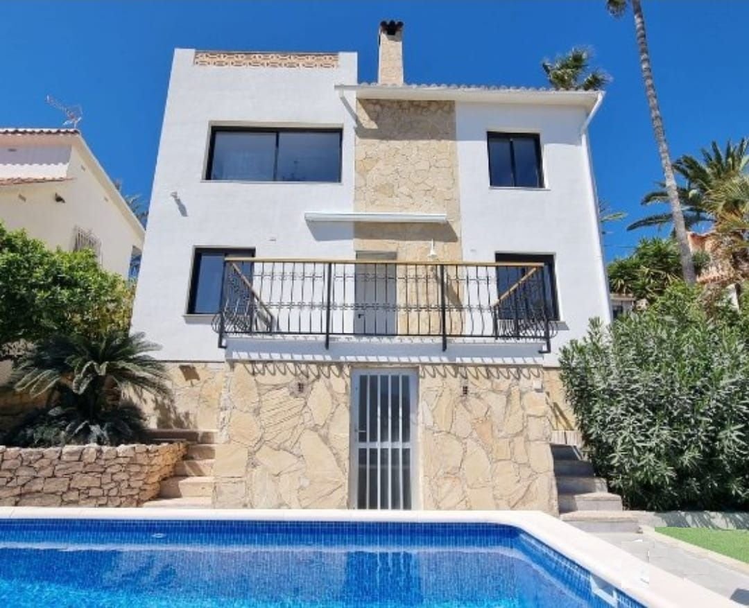 Chalet in la Nucia, Valencian Community, Spain 1 - 12888777