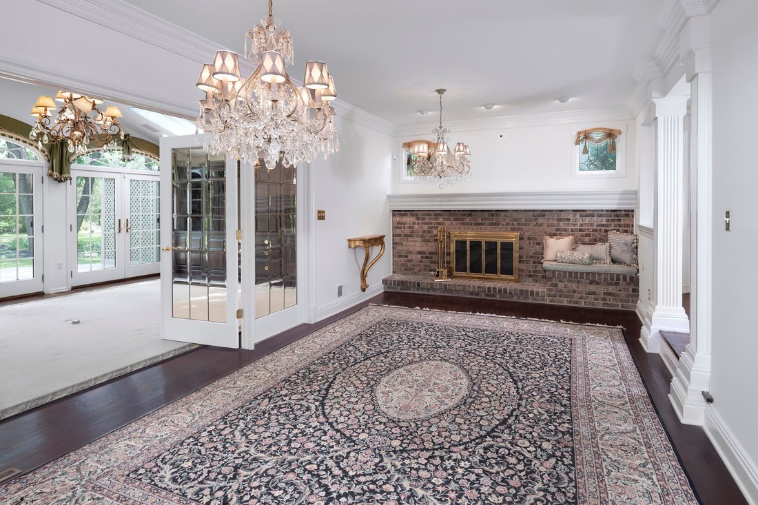 Character That Complements A In Franklin Township, New Jersey, United