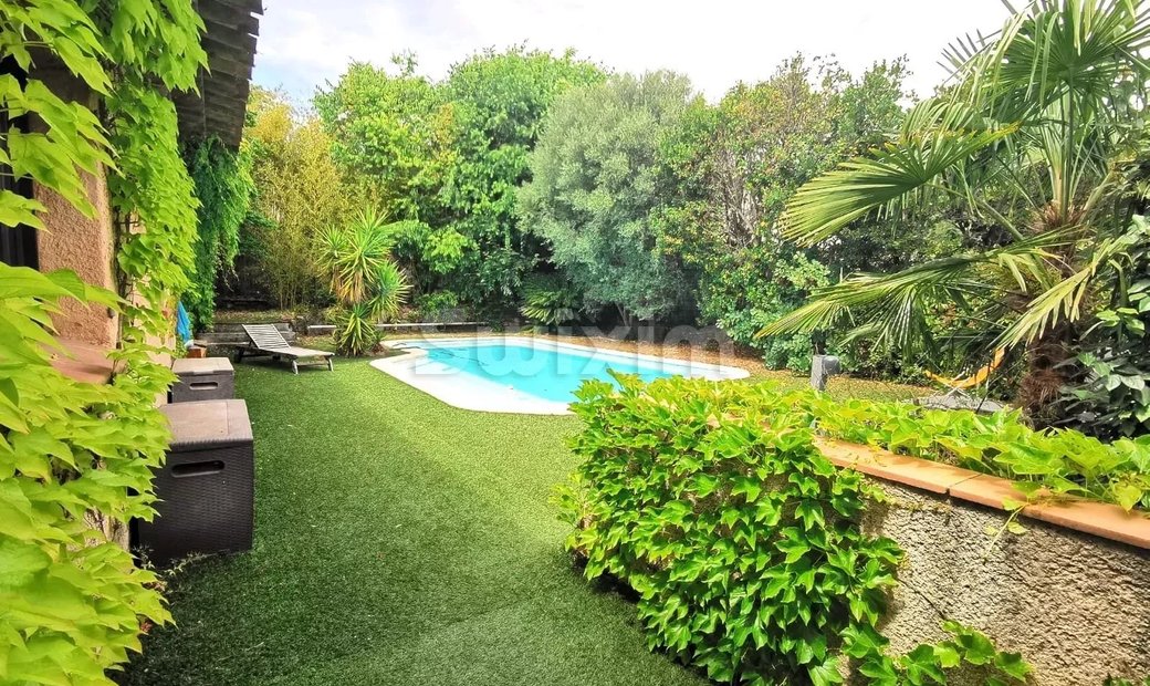 Fréjus House In Fréjus, Provence Alpes Côte D'azur, France For Sale