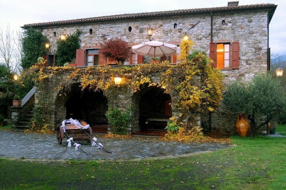 Villa in Mocrone, Tuscany, Italy 1 - 12889209