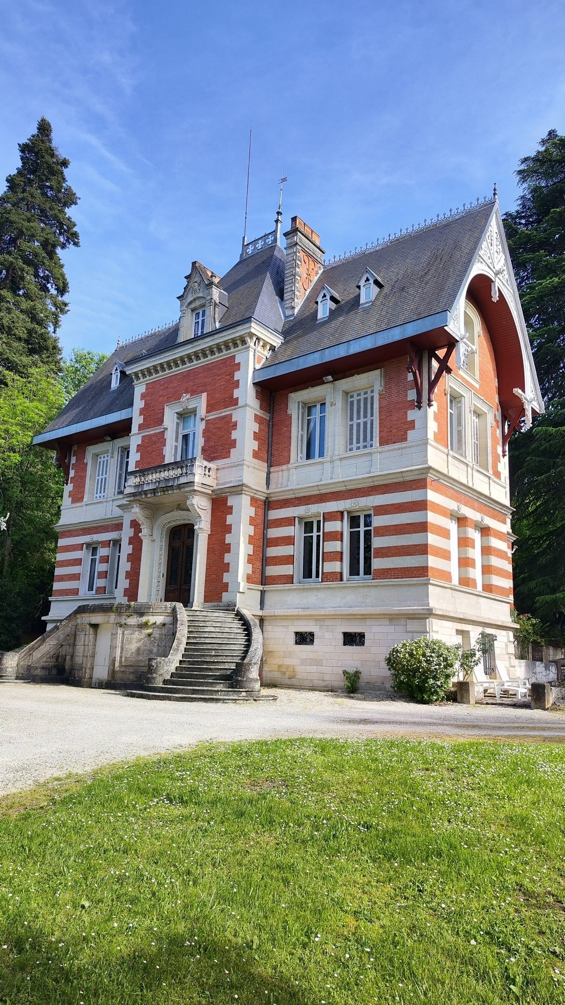 House in Périgueux, Nouvelle-Aquitaine, France 5 - 12889690