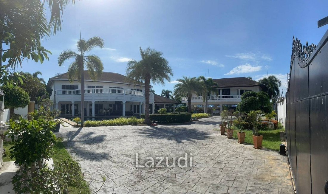 Villa in Pattaya City, Chon Buri, Thailand 1 - 12891020