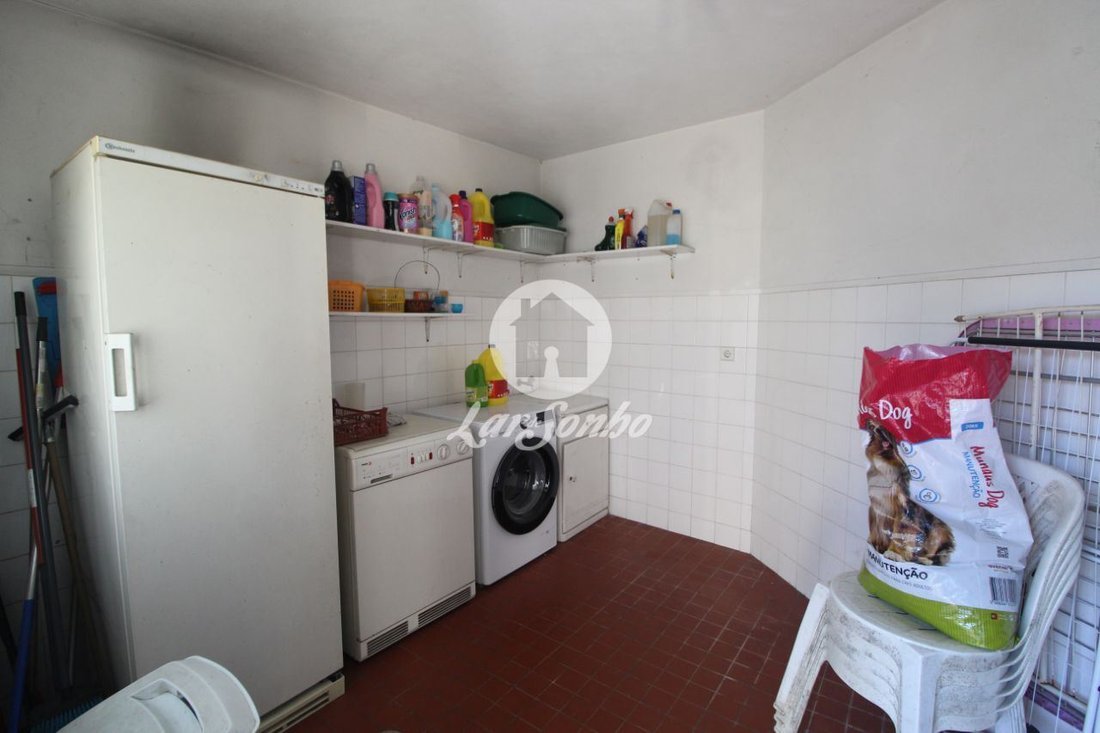 Townhouse in Fanzeres e Sao Pedro da Cova, Porto District, Portugal 4 - 12890512