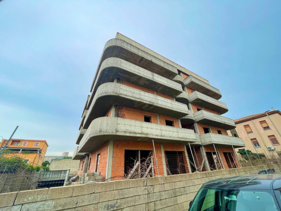 Land in Center, Olbia, Italy 5 - 12890972