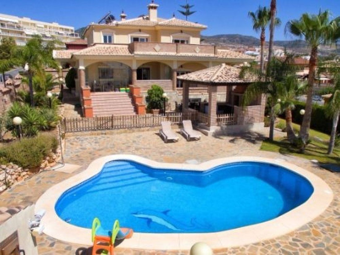 House In Benalmádena, Andalusia, Spain For Sale (12891382)