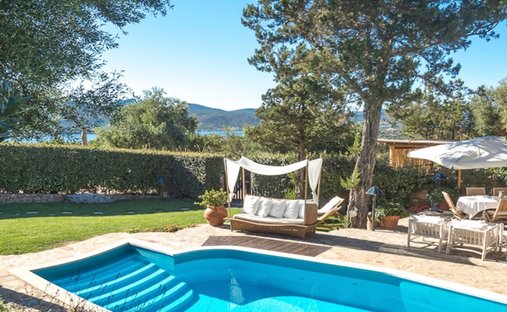 Villa in Kleistou, Fournas, Thessaly and Central Greece 1