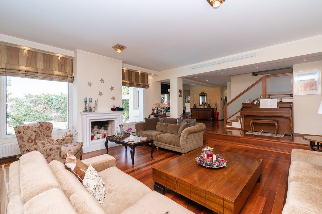 Apartment in Vari, Attica, Greece 2 - 12893279