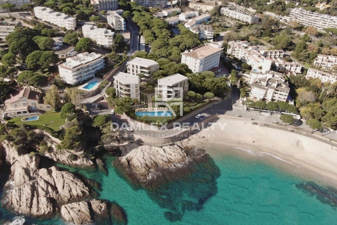 The Luxury Residential Complex In In Conjunt De Castell D'aro