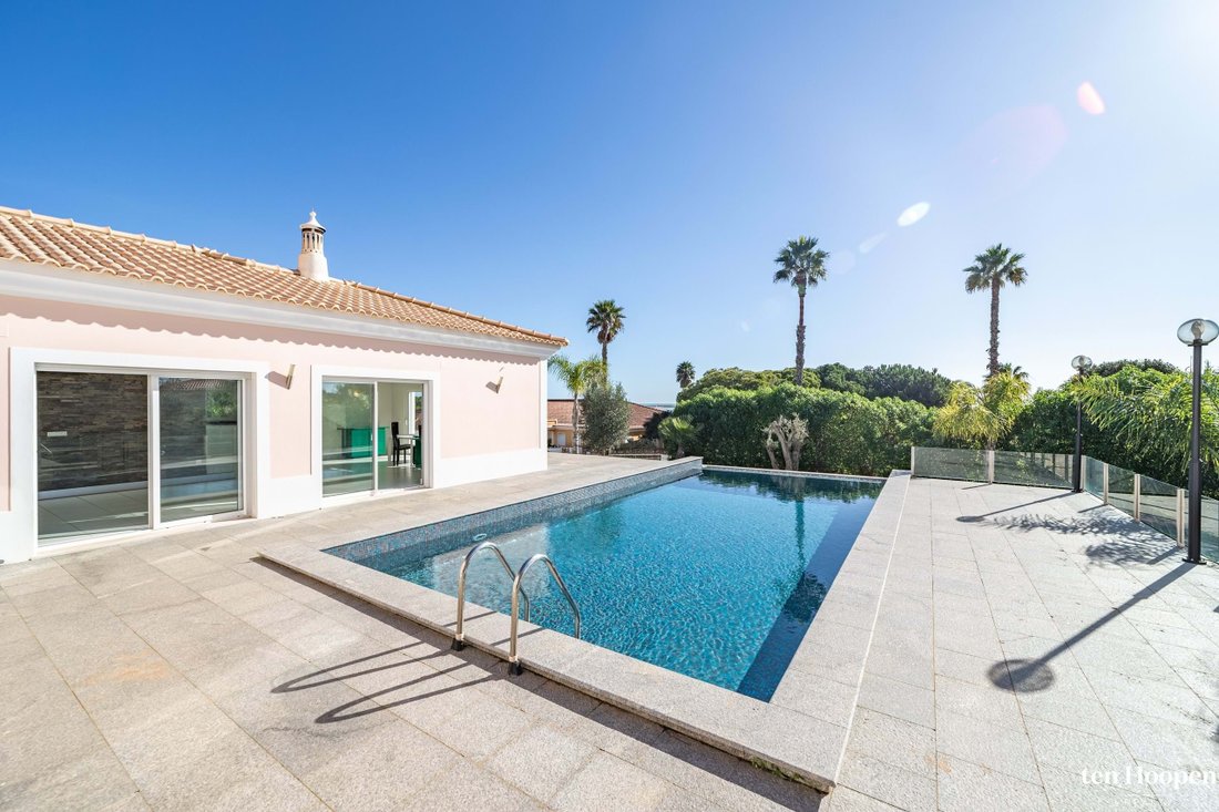 Villa in Odiaxere, Algarve, Portugal 1 - 12891924