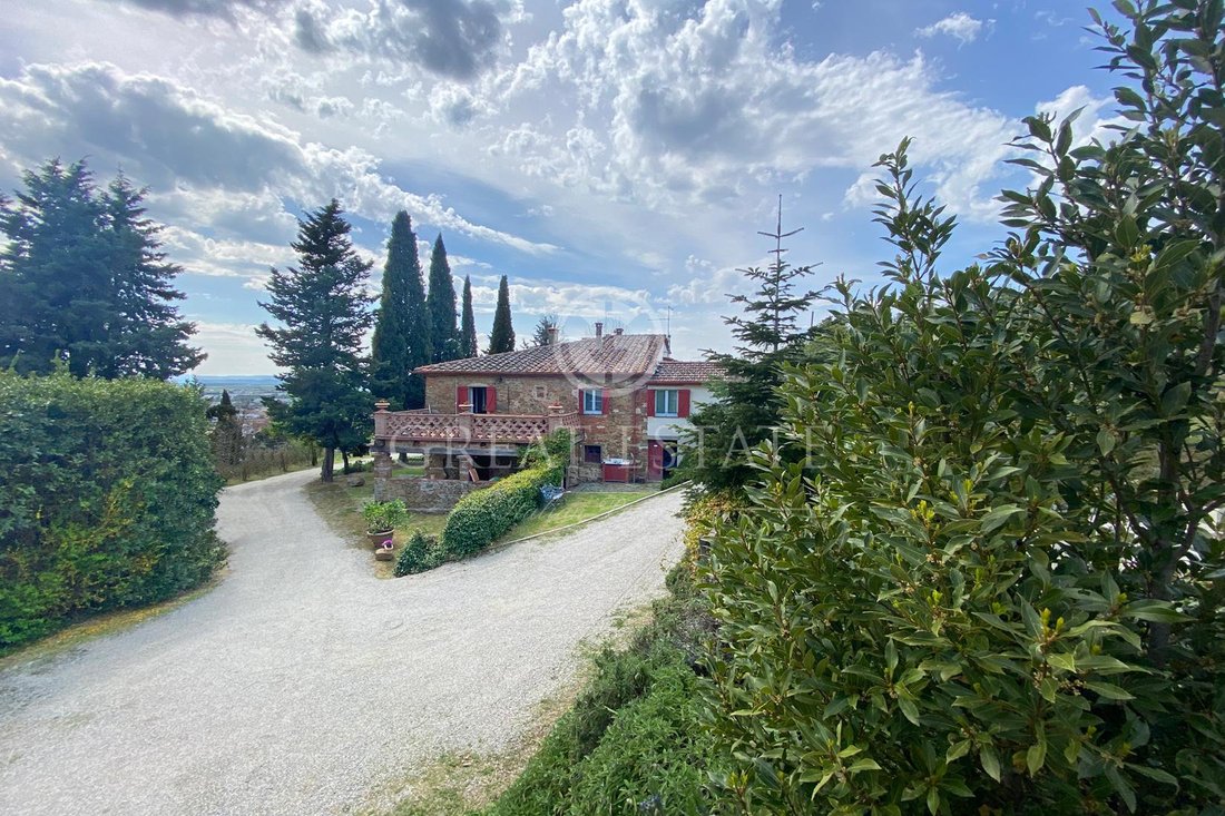 Estate in Castiglion Fiorentino, Tuscany, Italy 3 - 12892703