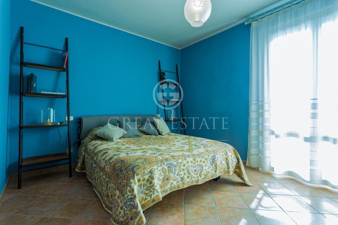 Finca en Passignano sul Trasimeno, Umbría, Italia 4 - 12830486