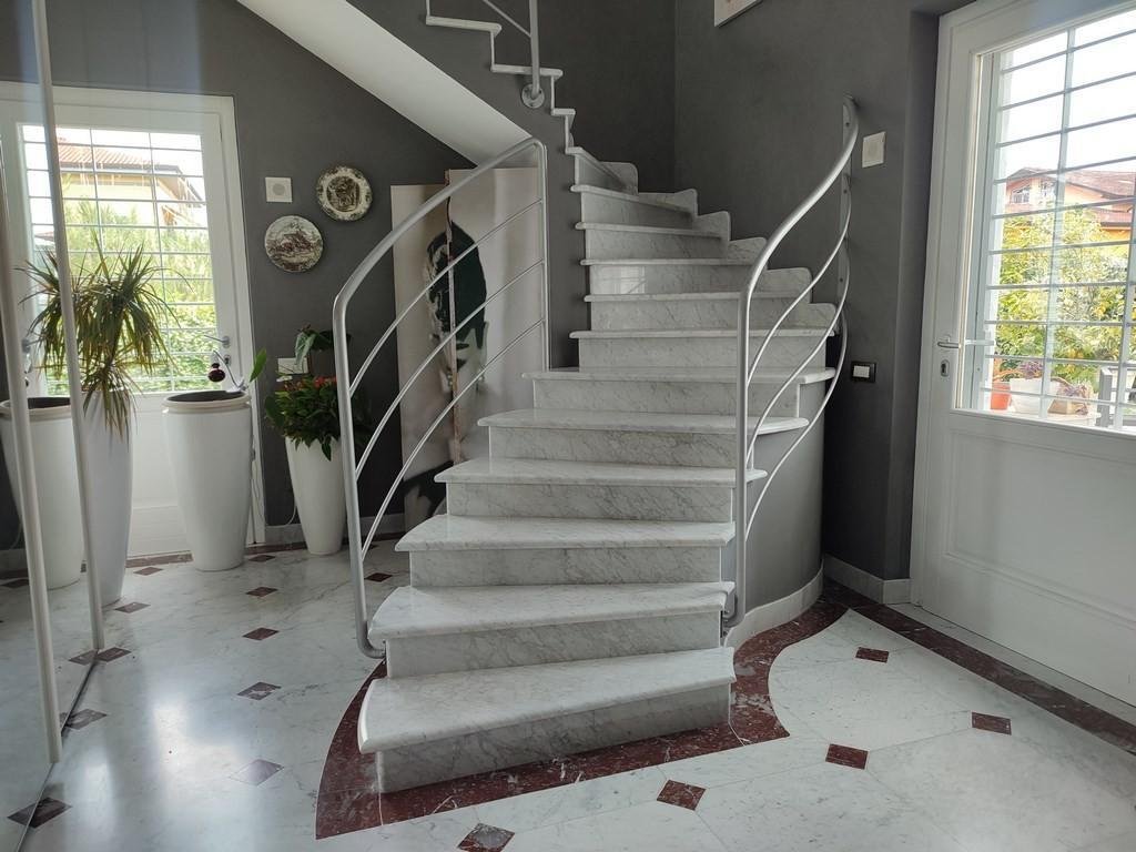 Villa in Marina di Carrara, Tuscany, Italy 3 - 12893525