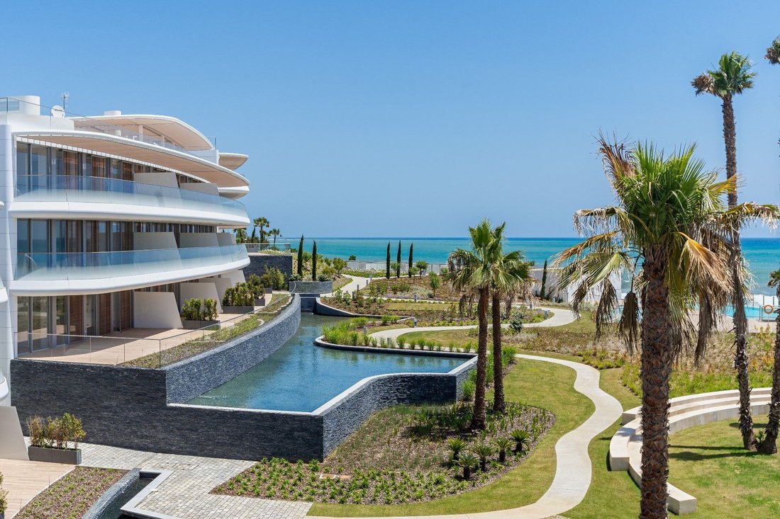Penthouse in Estepona, Andalusia, Spain 1 - 11879193