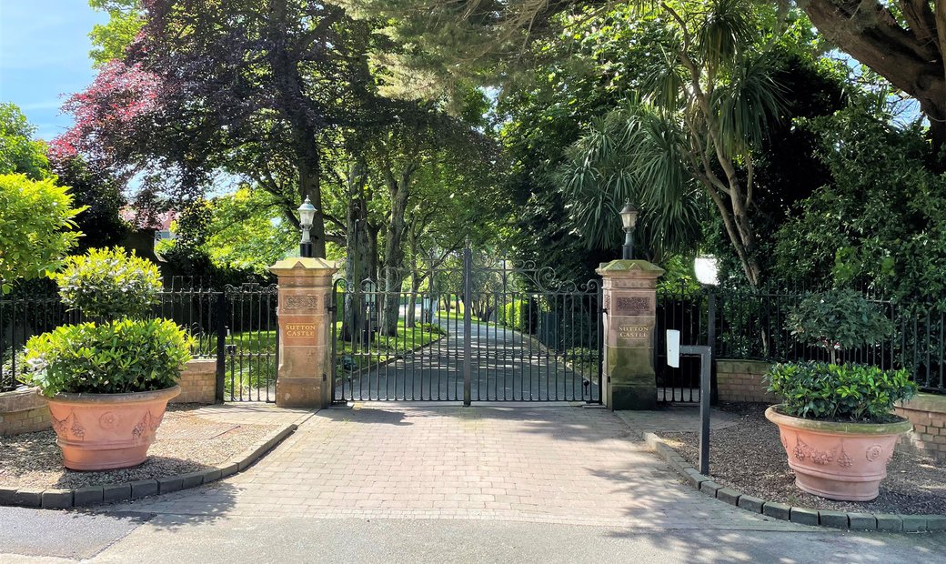 14 Sutton Castle, Sutton, Dublin 13 In Dublin, County Dublin, Ireland