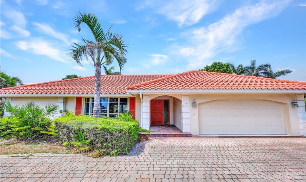 529 Neapolitan Way In Naples, Florida, United States For Sale (12774377)