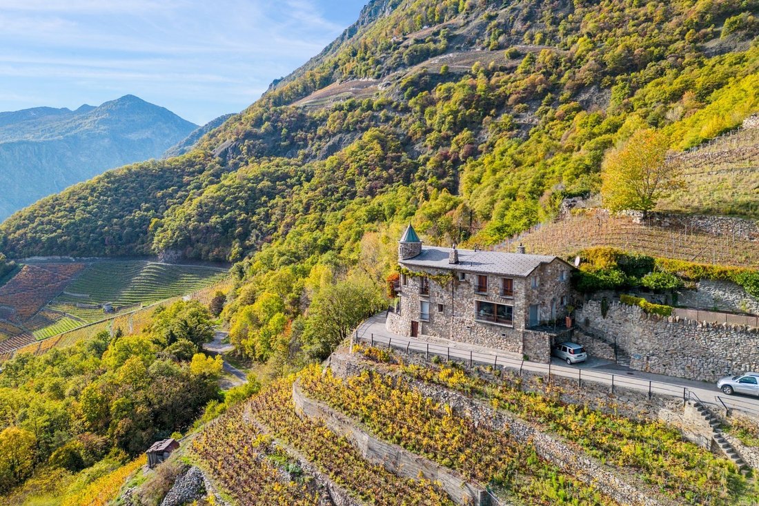House in Fully, Valais, Switzerland 4 - 12897099