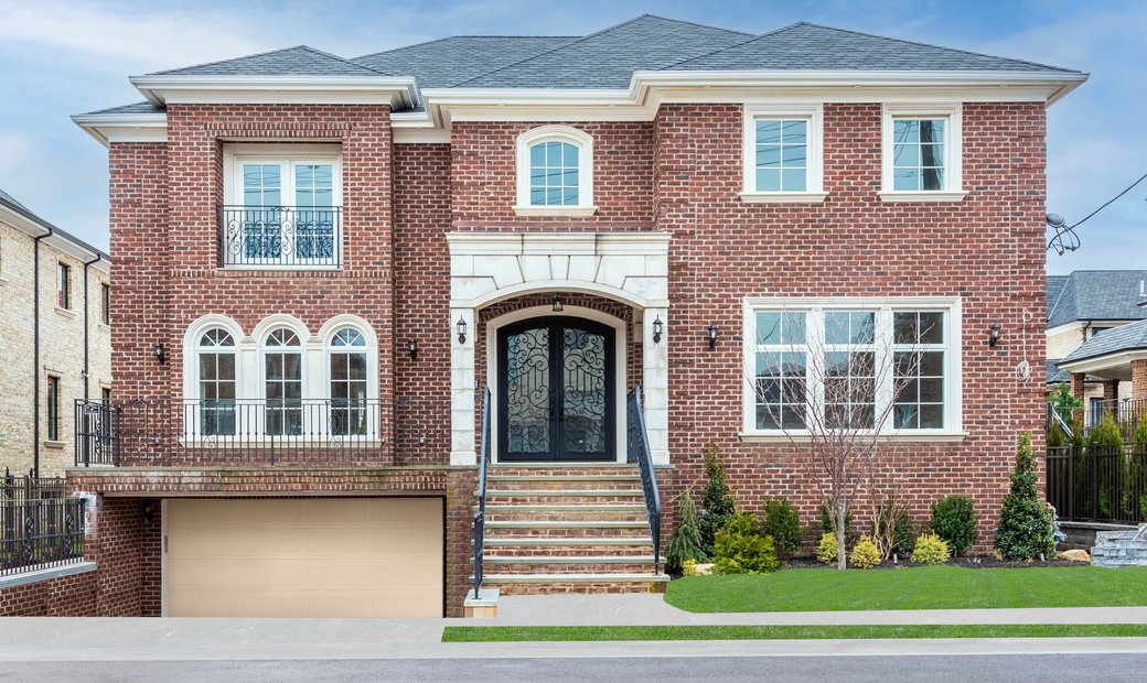 150 12 Sullivan Drive, Whitestone, Ny, In New York, New York, United