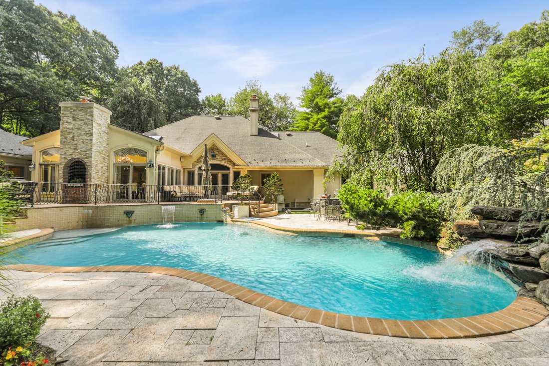 House in Saddle River, New Jersey, United States 3 - 12897202