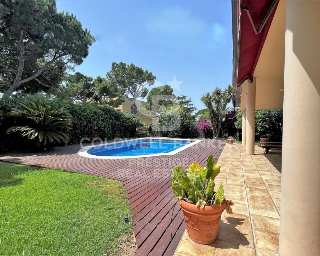 House in Esplugues de Llobregat, Catalonia, Spain 2 - 12897840