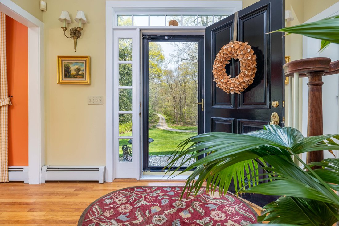 Country Colonial In Litchfield, Connecticut, United States For Sale