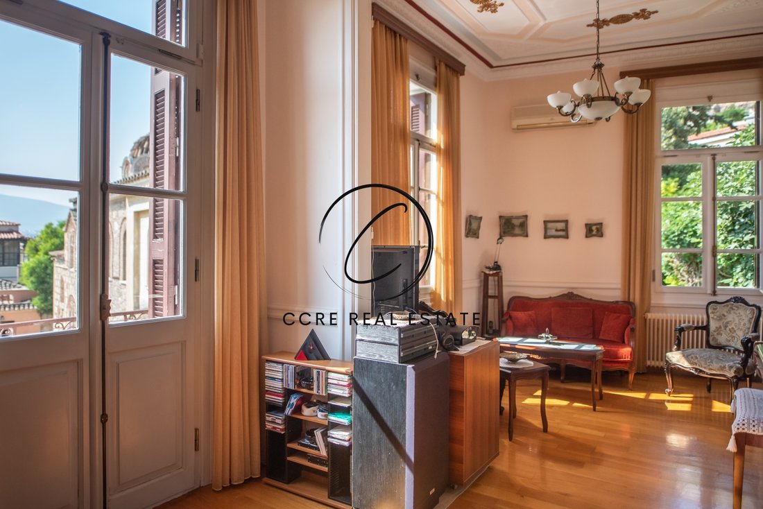 211106 Detached House For Sale, Historic Center, 198 Sq.M., In Athens