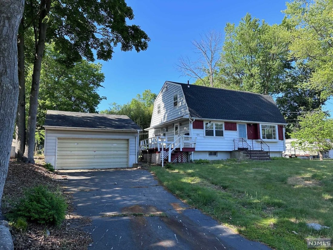 175 Morningside Avenue In Park Ridge, New Jersey, United States For